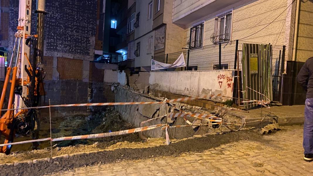 İstanbul'da korkunç olay! 20 daire tahliye edildi 5